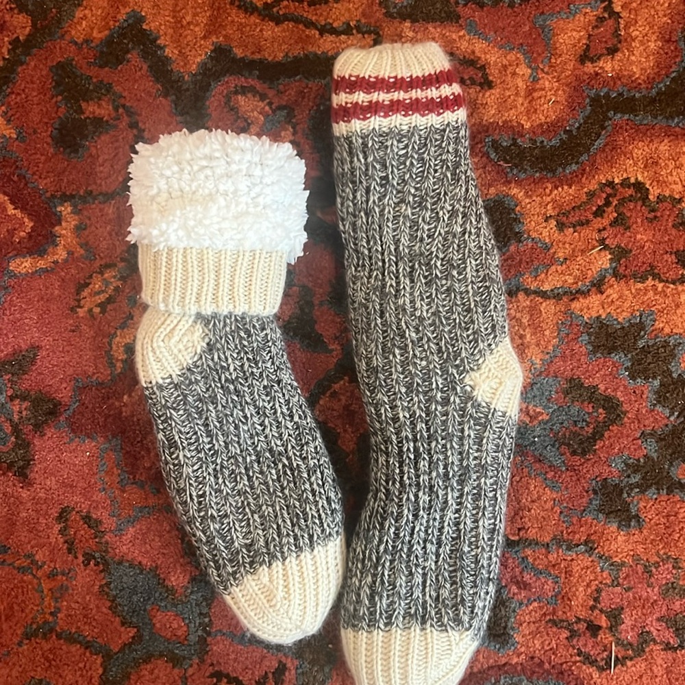 Fuzzy slipper socks